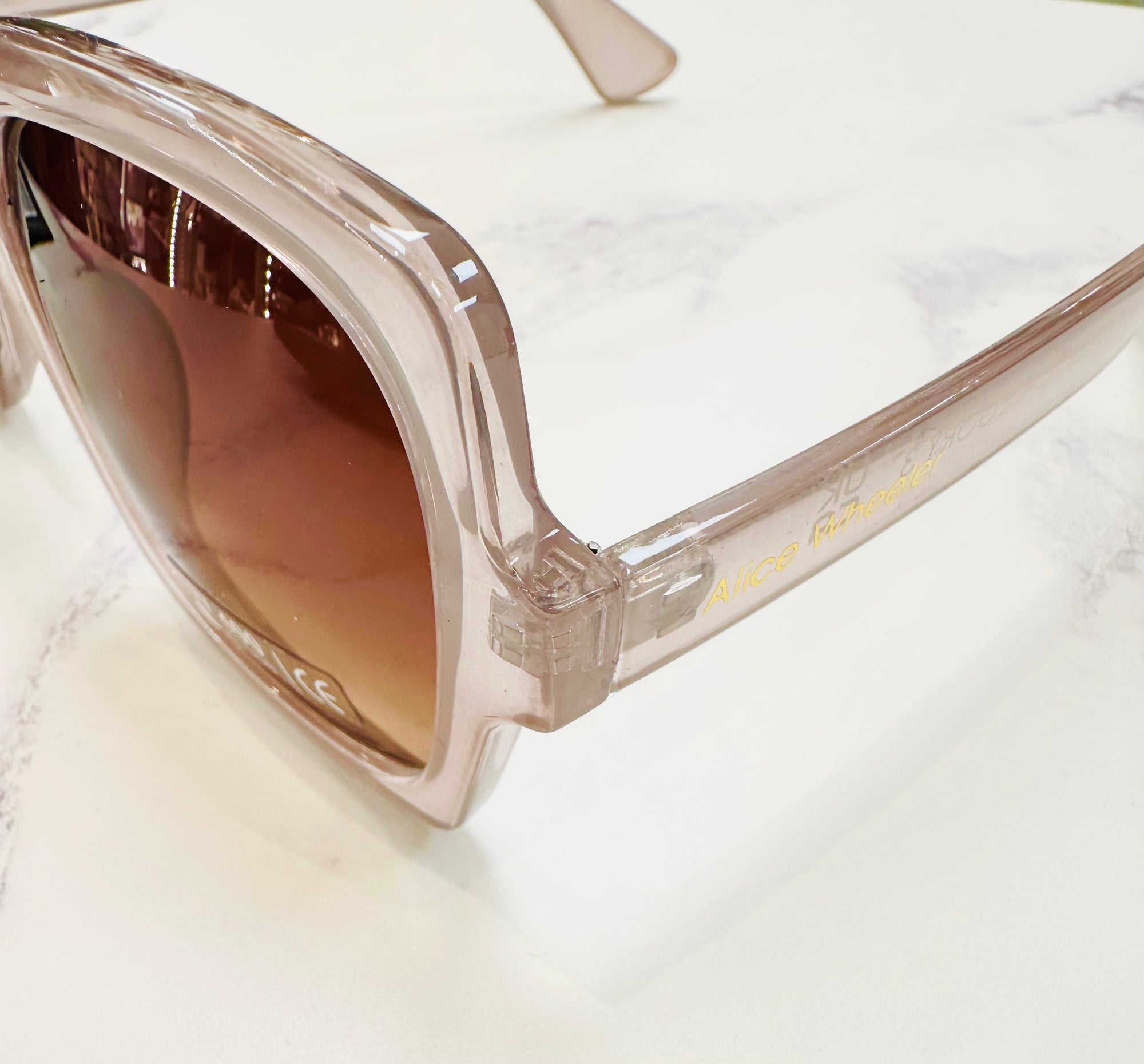 Alice Wheeler Channing Sunglasses - Oyster