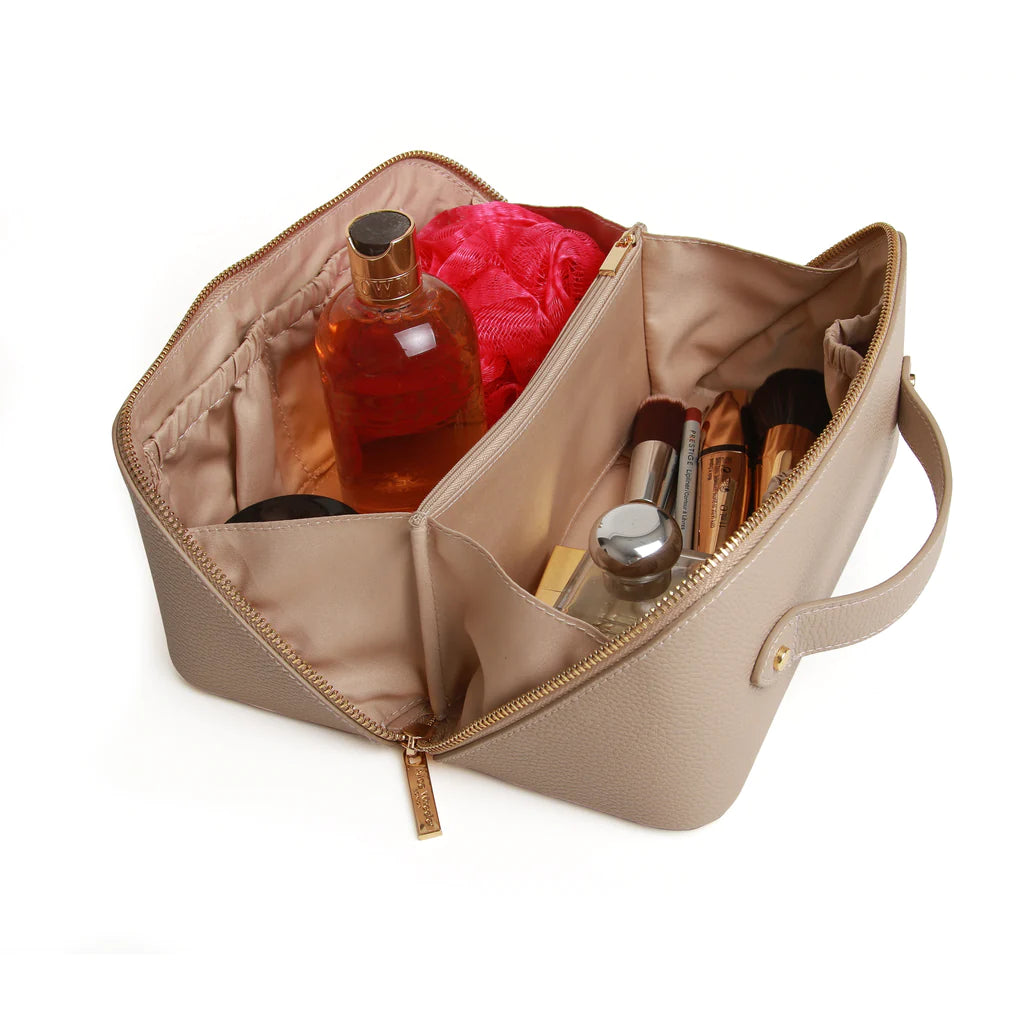 Alice Wheeler Stone Train Beauty Case - Medium