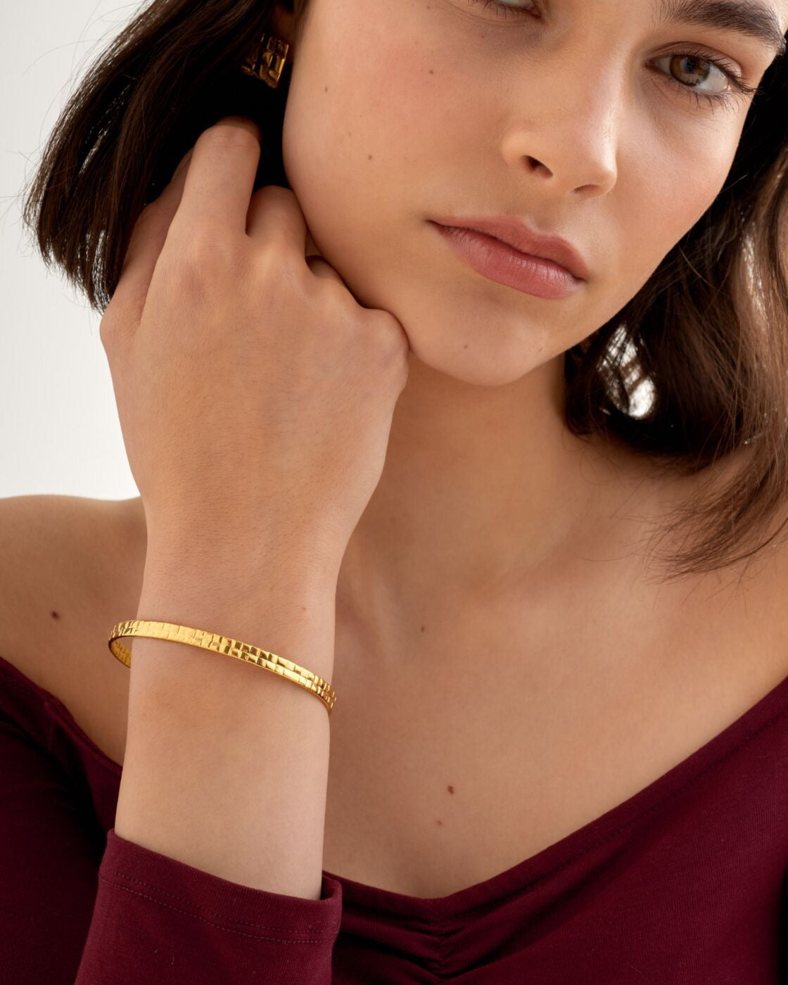 Katie Loxton Waterproof Jewellery - Taya - Gold Woven Bangle Bracelet