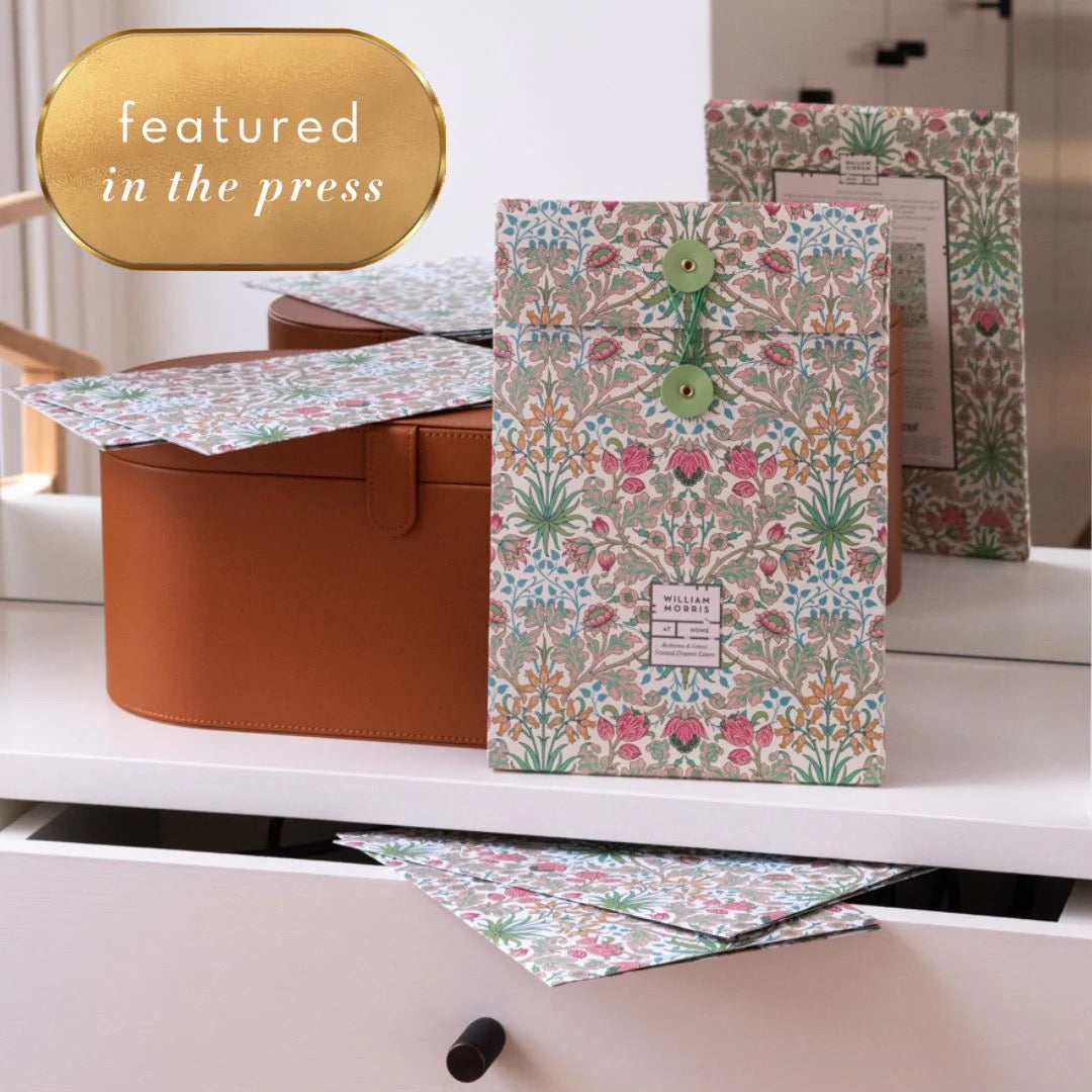 William Morris at Home - Golden Lily Scented Drawer Liners - Pack of 5