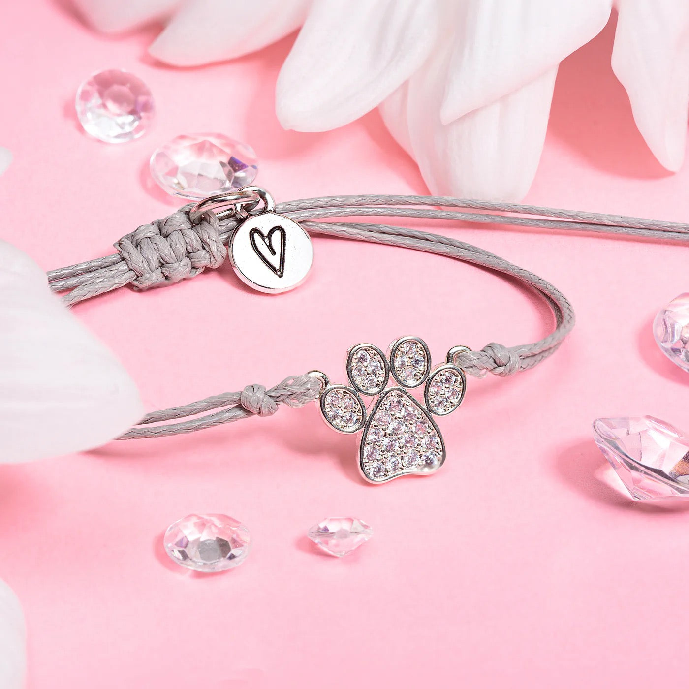 Letterbox Love Sparkly Paw Charm - Merry Christmas Dog Mum String Bracelet