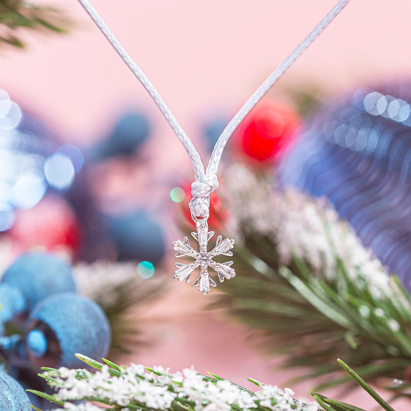 Letterbox Love Sparkly Heart Charm - Merry Christmas Friendship String Bracelet