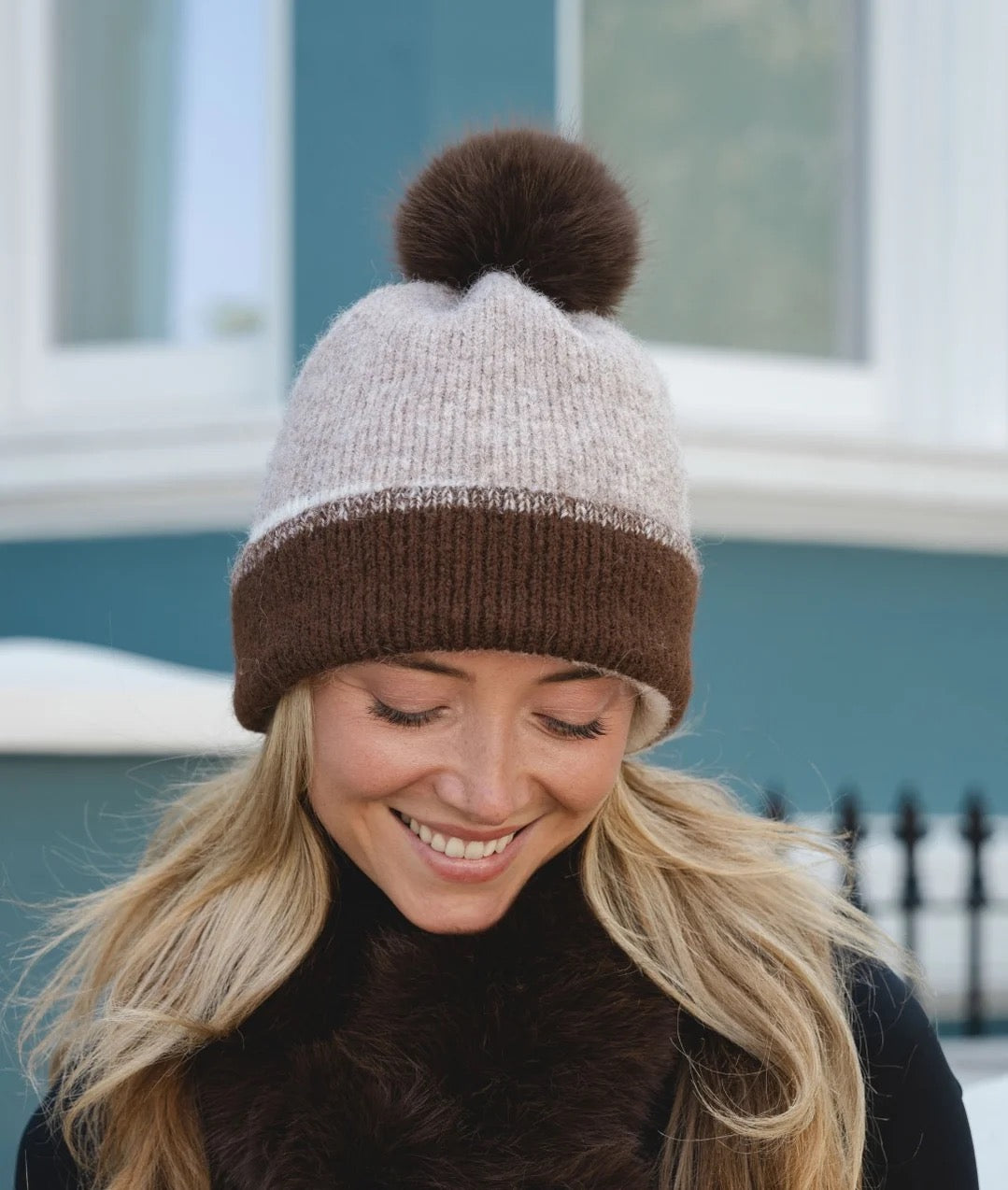 Park Lane - Two-Tone Ribbed Faux Fur Bobble Hat - Cocoa/Beige