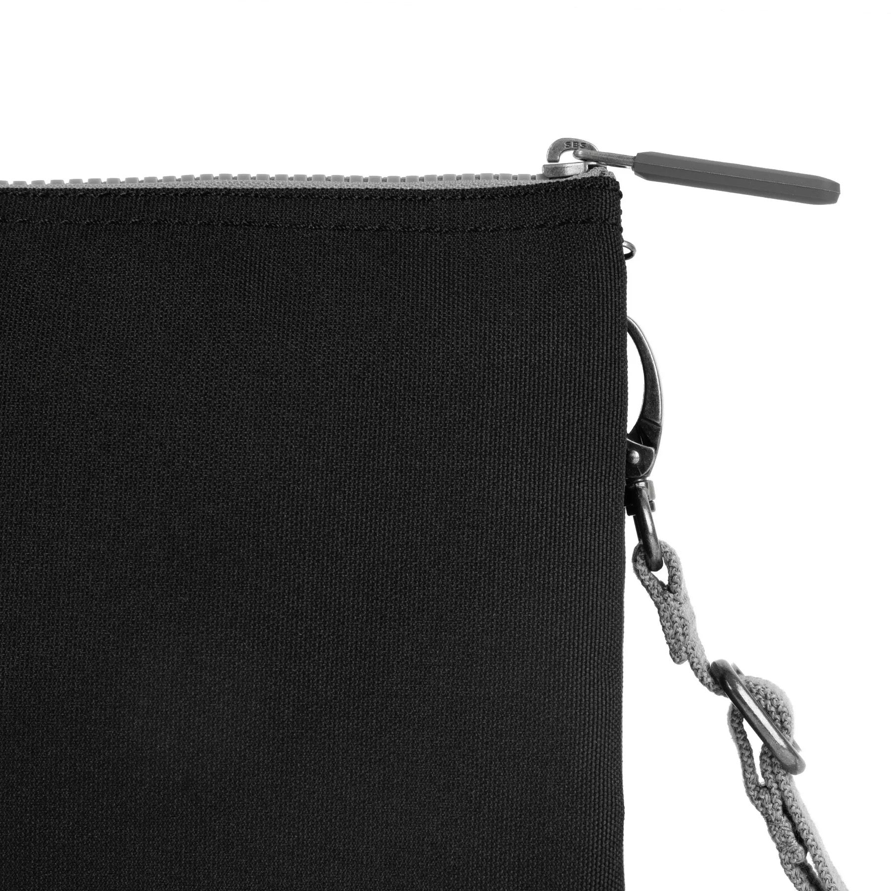 Roka Carnaby XL Crossbody-Recycled Canvas - ASH (Black)