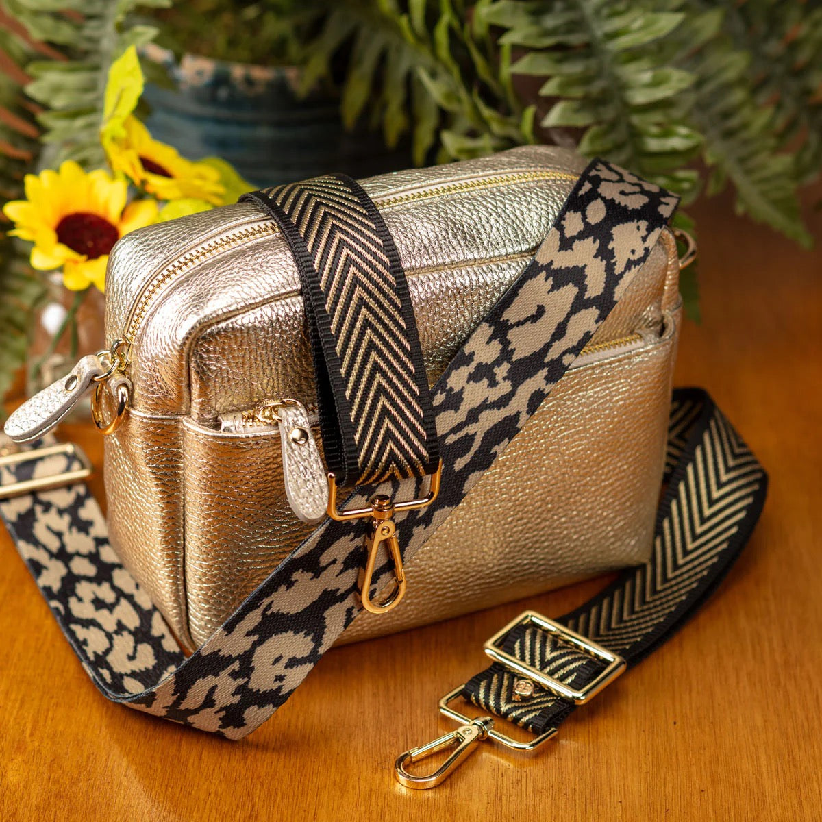 Elie Beaumont Leather Town Crossbody Handbag - Metallic Gold