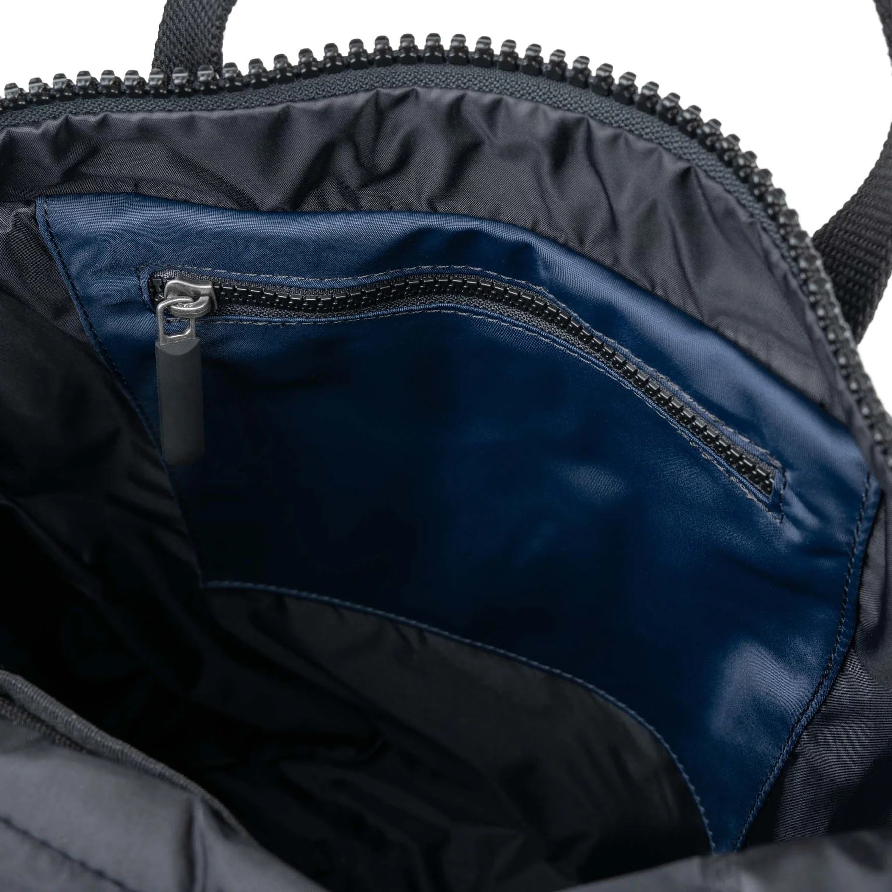 Roka Black Label Camden P Backpack - MEDIUM - Recycled Nylon - Midnight (Navy)