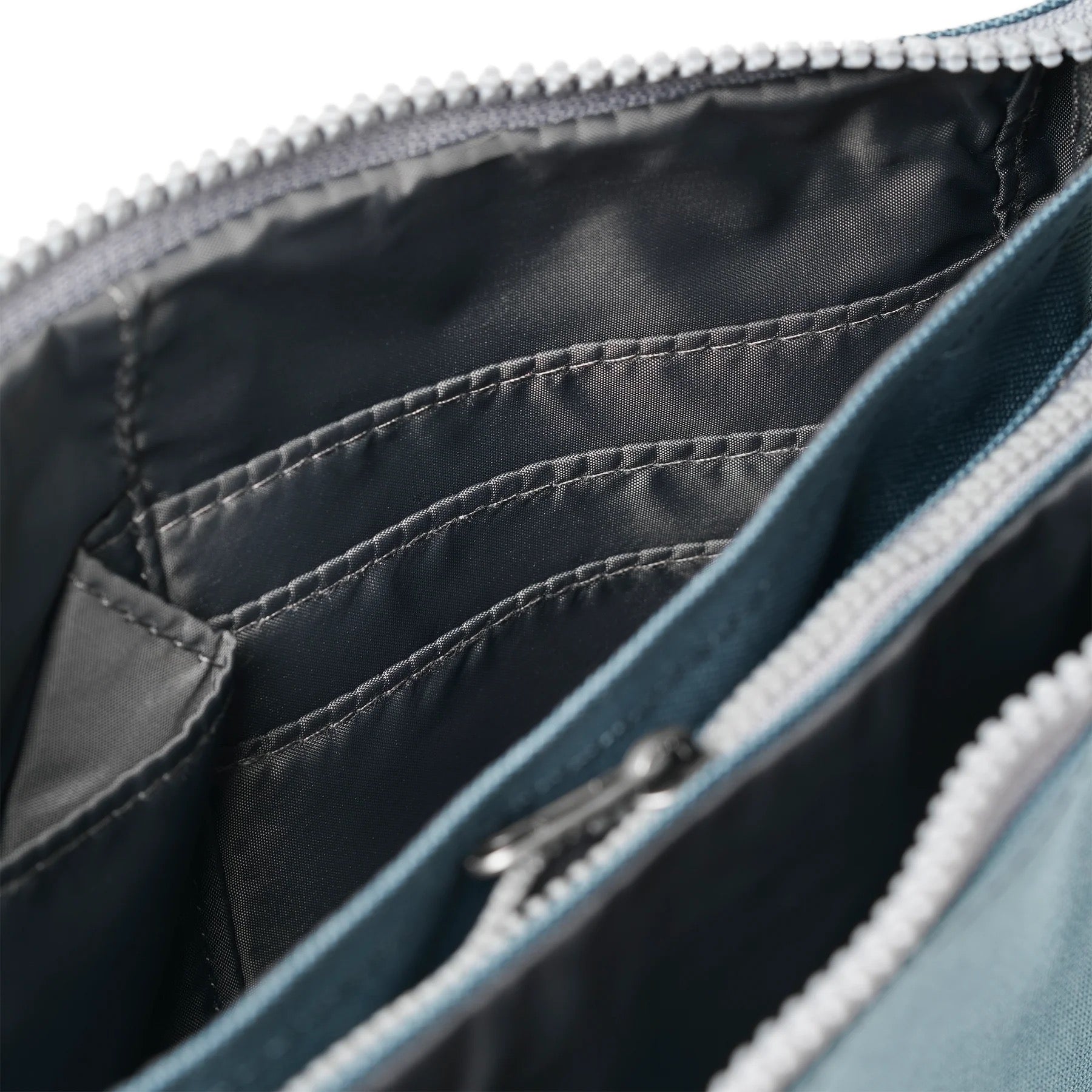 Roka Carnaby XL Crossbody-Recycled Canvas - Airforce Blue