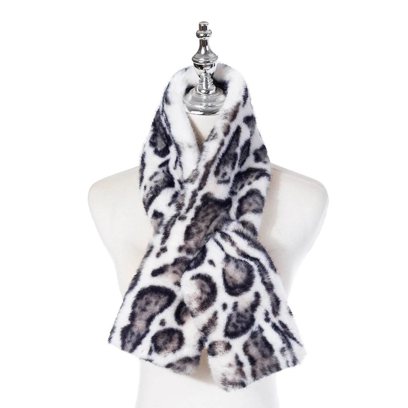Park Lane - Pebble Leopard Print Faux Fur Pull Through Scarf