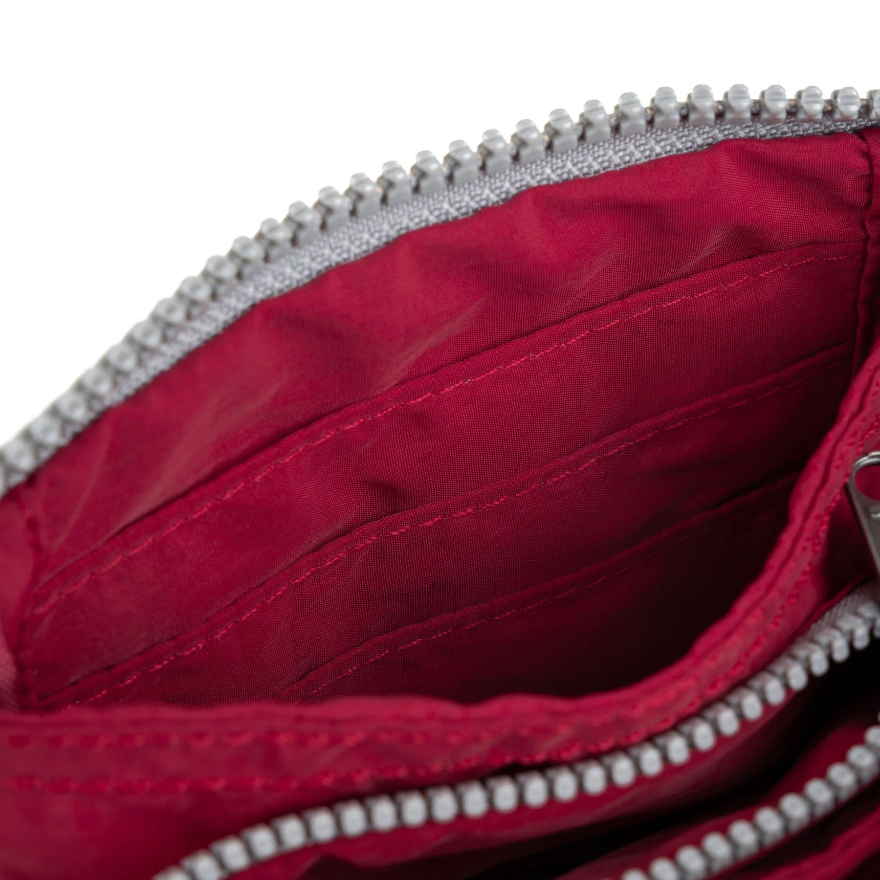 Roka Carnaby Small Wallet - Taslon Material - Berry