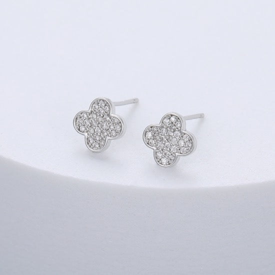 Gracee Jewellery Sparkly Pave Clover Fashion Stud Earrings - Silver