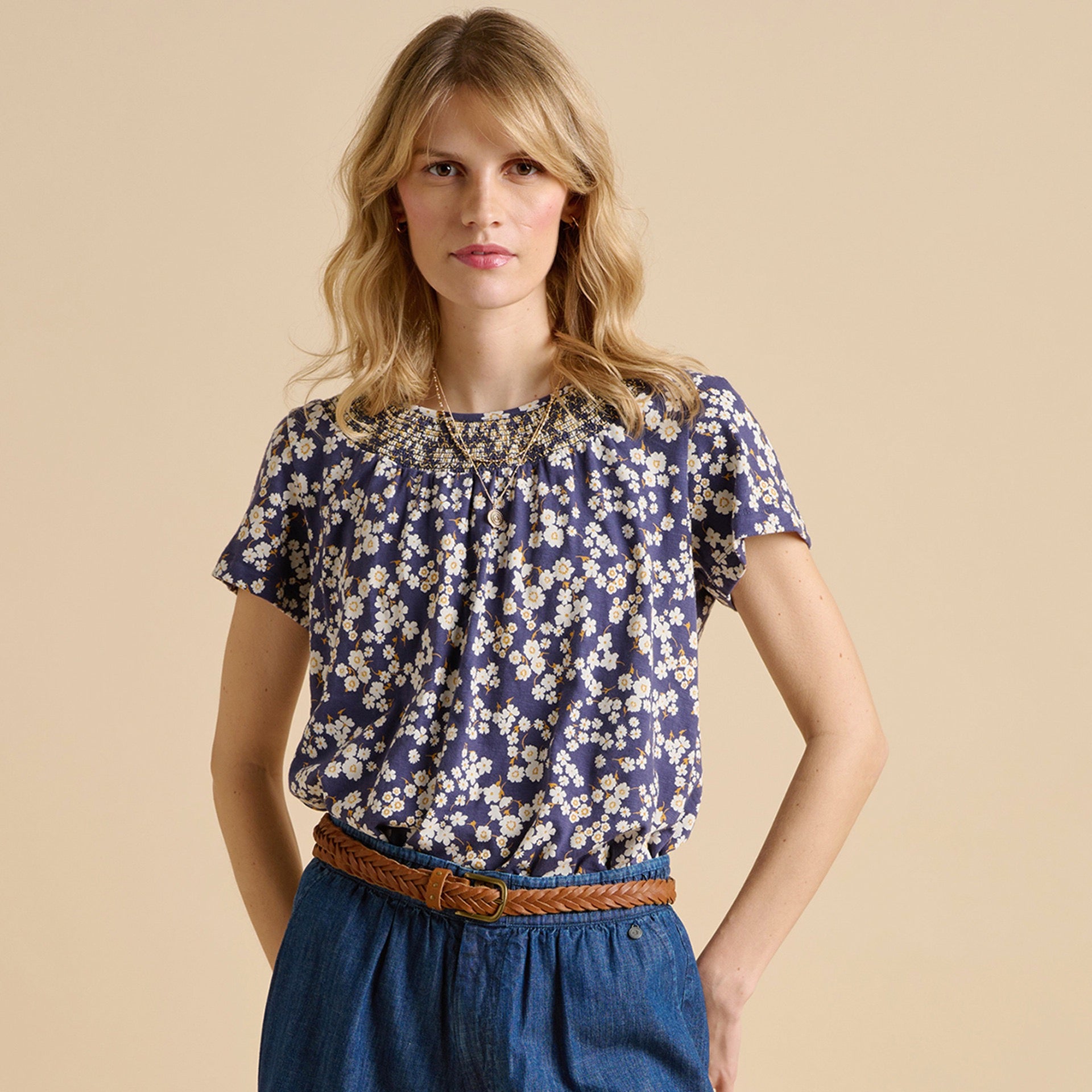 Brakeburn Floating Daisy T-Shirt - Navy Blue