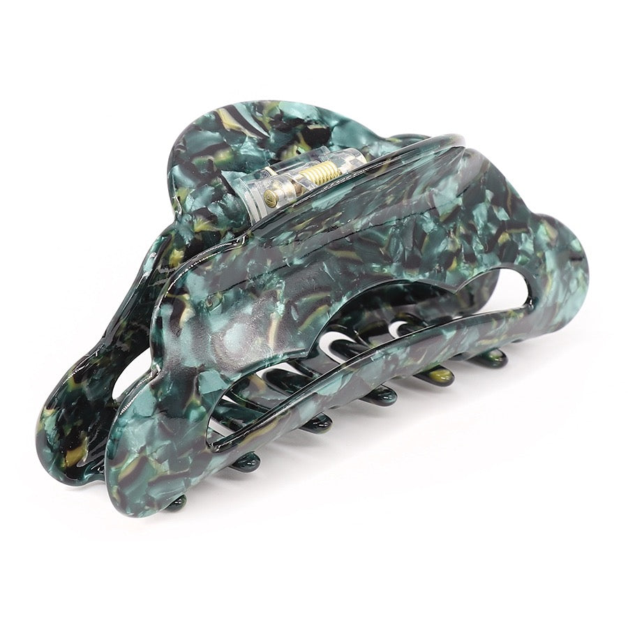 POM Abalone Effect Scalloped Edge Medium Claw Clip-Green
