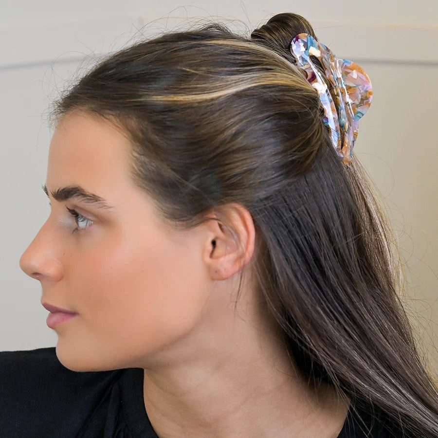 POM Peach Clouds Scalloped Edge Medium Claw Clip