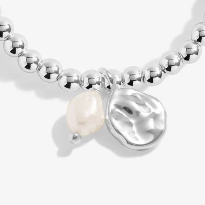 Joma Jewellery - Silver Hammered Teardrop & Pearl Silver Stretch Anklet