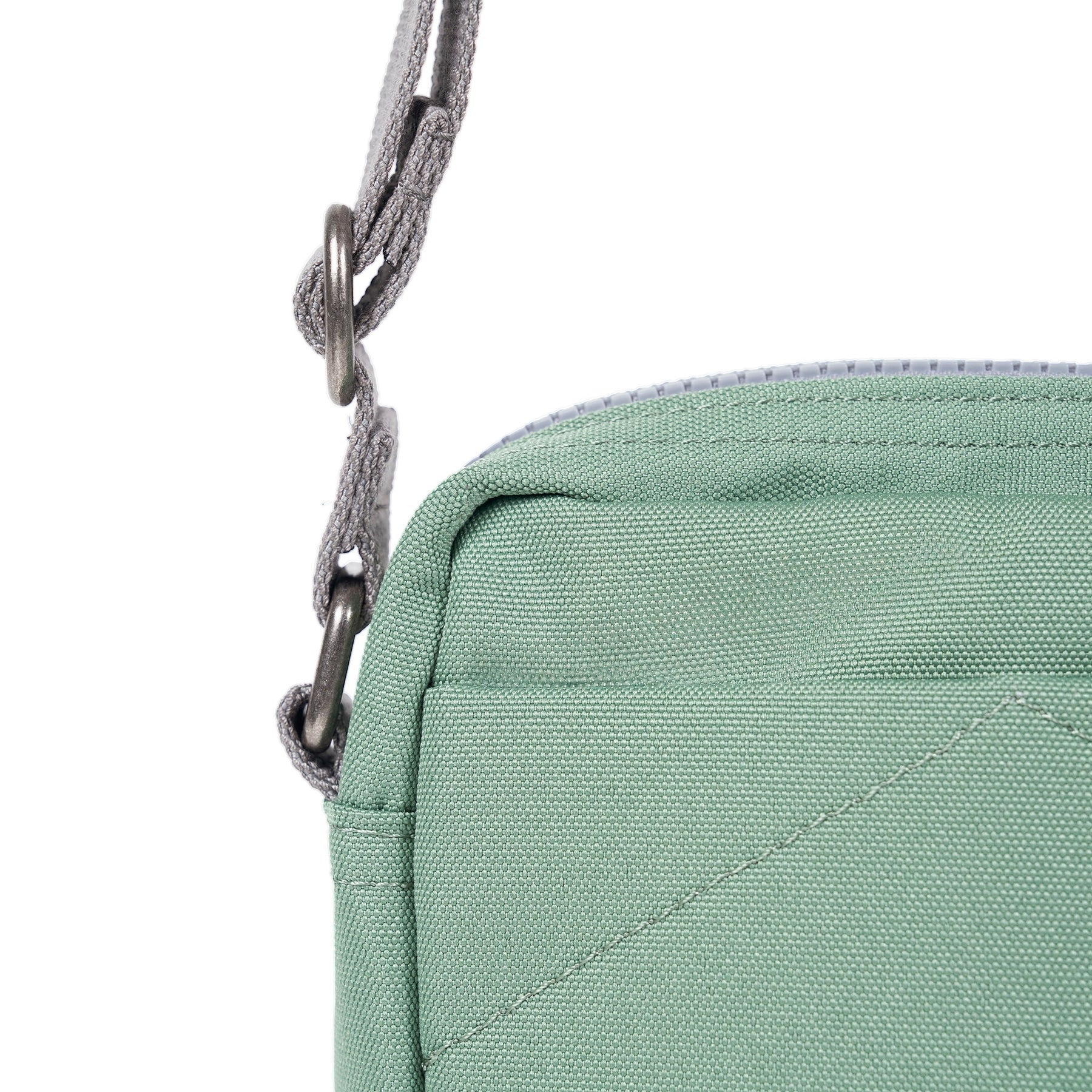 ROKA Bond Crossbody Bag -Sustainable Canvas - Frost