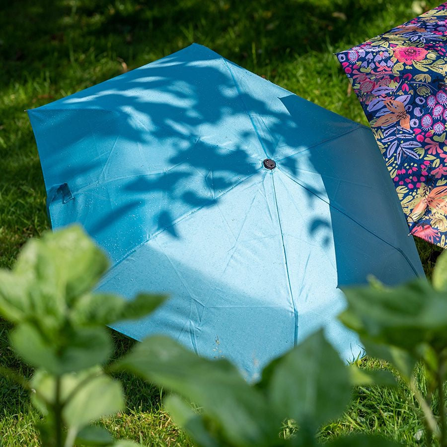 POM Plain Light Turquoise Umbrella