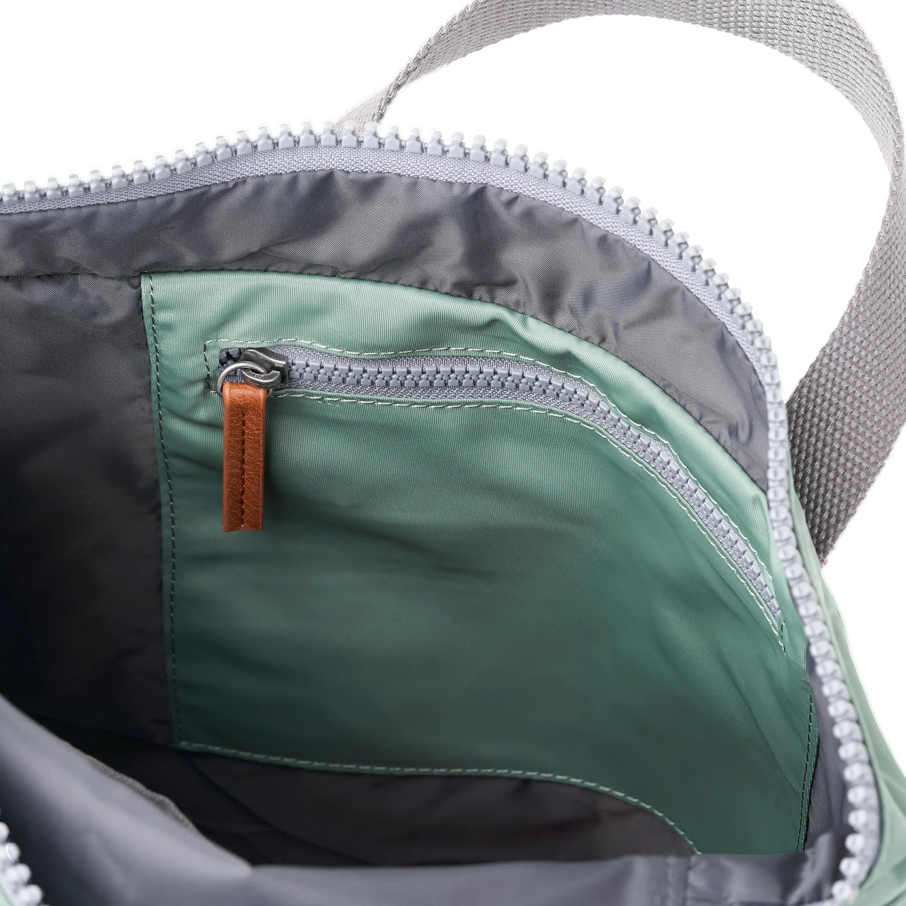 Roka Canfield B Backpack-Recycled Nylon - SMALL - Frost