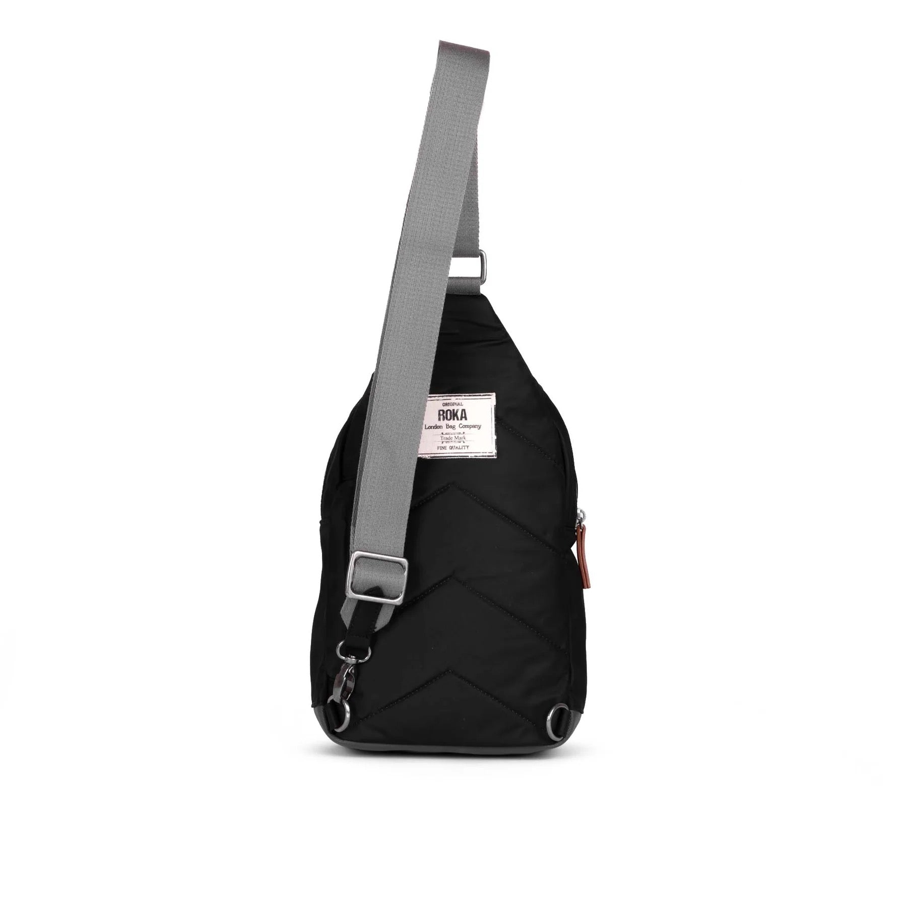 ROKA Willesden B Large - Sling Crossbody Bag -Sustainable Nylon - Black