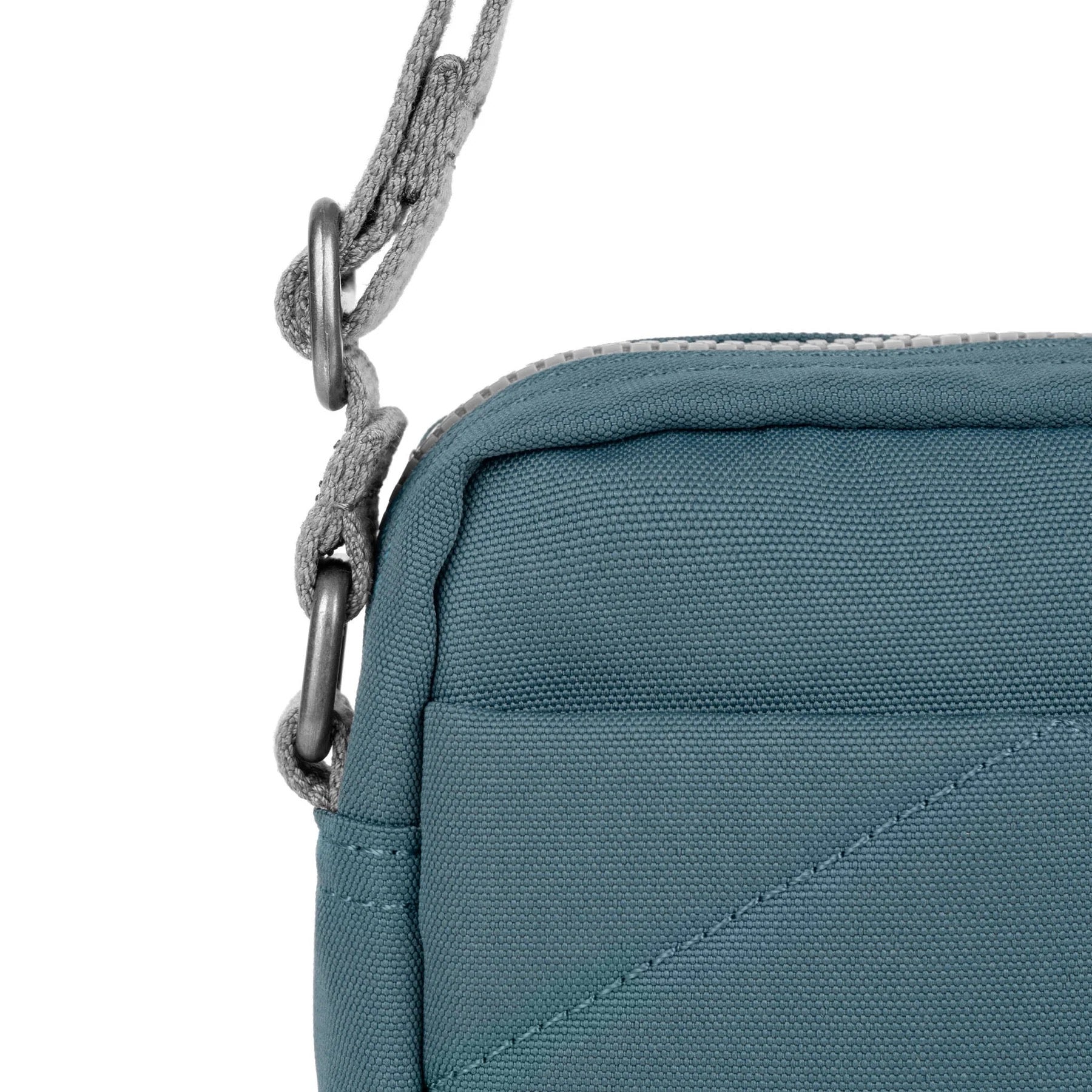 ROKA Bond Crossbody Bag -Sustainable Canvas - Airforce Blue