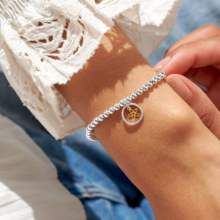 Joma Jewellery - Beautifully Boxed - "If Aunties Were Flowers I'd Pick You' Bracelet