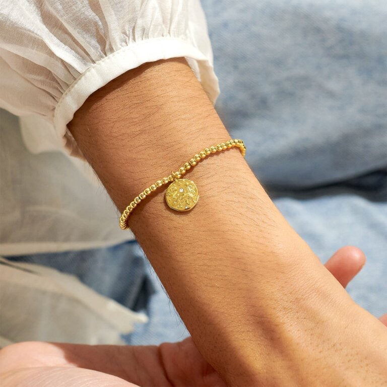 Joma Jewellery - Starsign A little LEO Gold Disc Bracelet