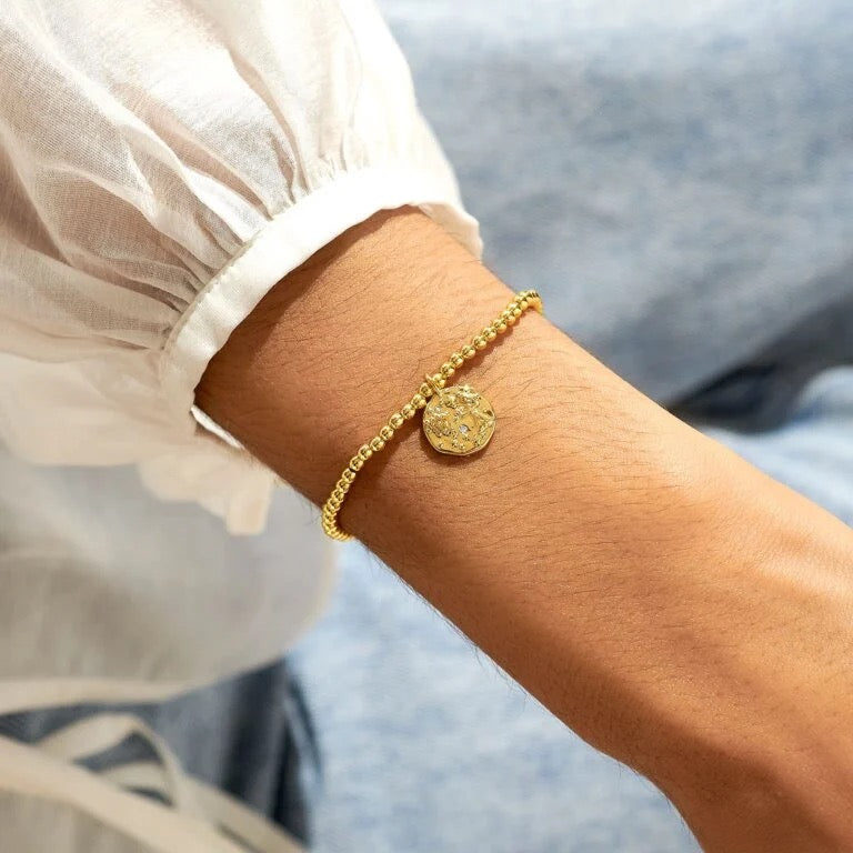 Joma Jewellery - Starsign A little VIRGO Gold Disc Bracelet