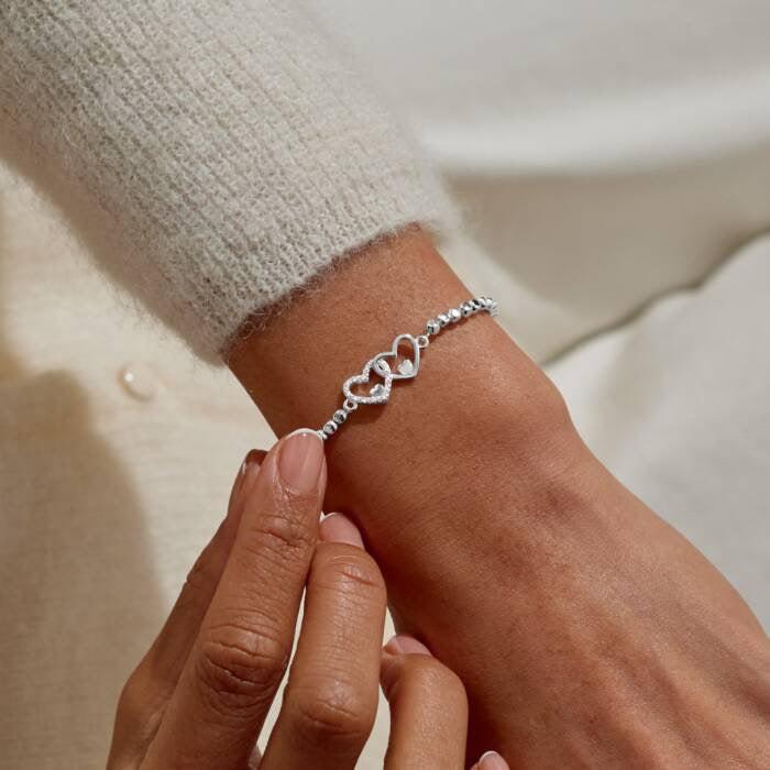 Joma Jewellery Forever Yours - Happy Birthday Amazing Auntie - Silver Plated Bracelet