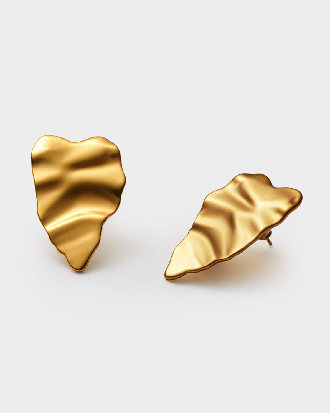 Katie Loxton Waterproof Jewellery - Molten Oversized - Gold Luxe Heart Earrings