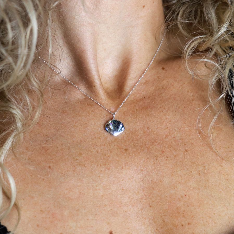 POM Sterling Silver & Paua Shell Clamshell Pendant Necklace