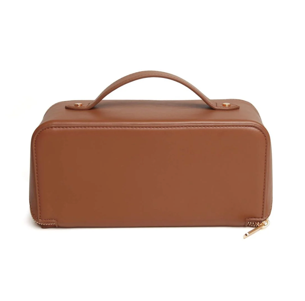 Alice Wheeler Medium Nappa Train Beauty Case - Tan
