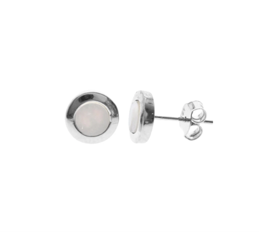 Kali Ma 8mm Bronwen Mother of Pearl Set Medium Circle Studs - Sterling 925 Silver