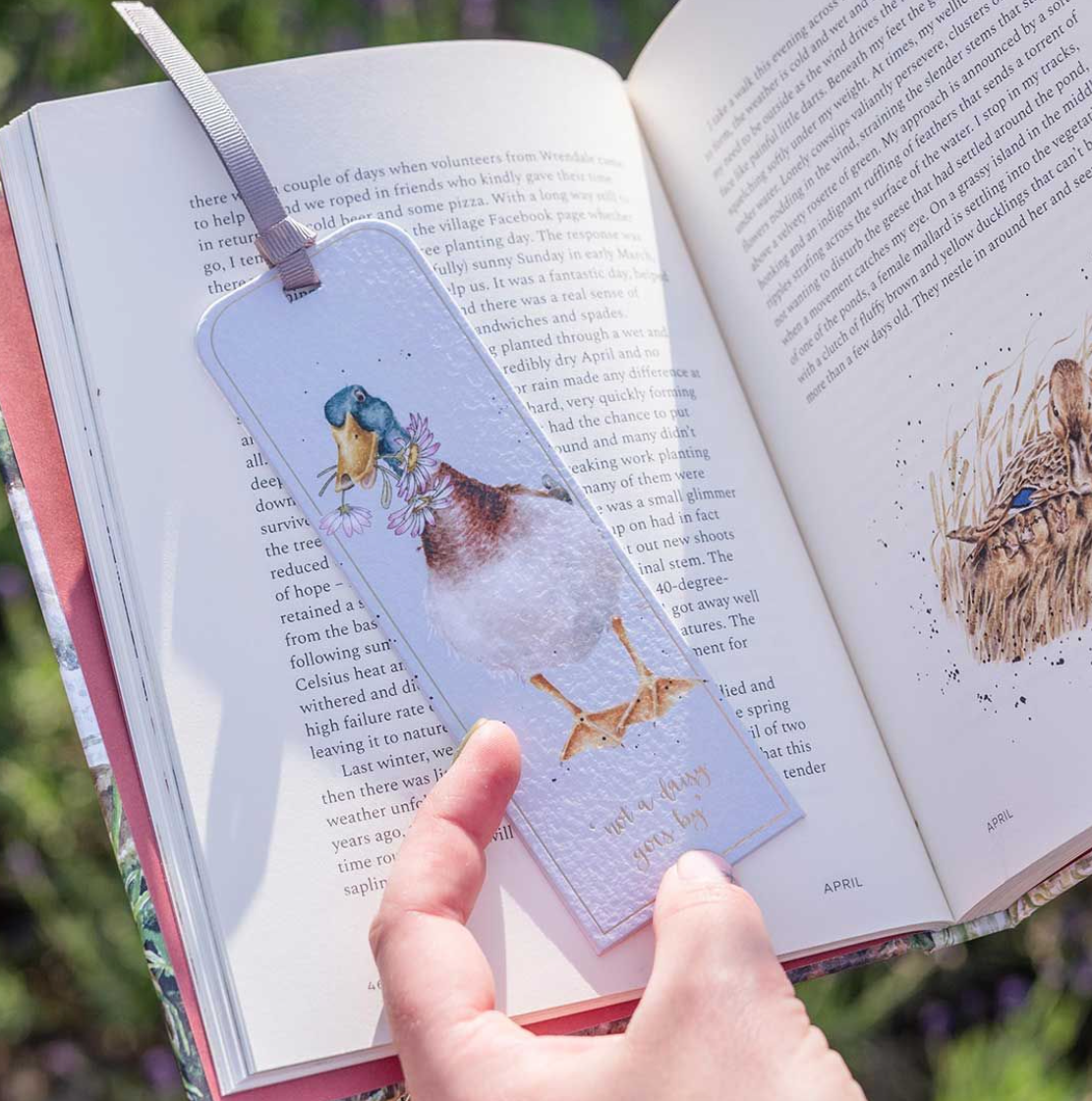 'Not a Daisy Goes By' Duck Bookmark - Wrendale Designs
