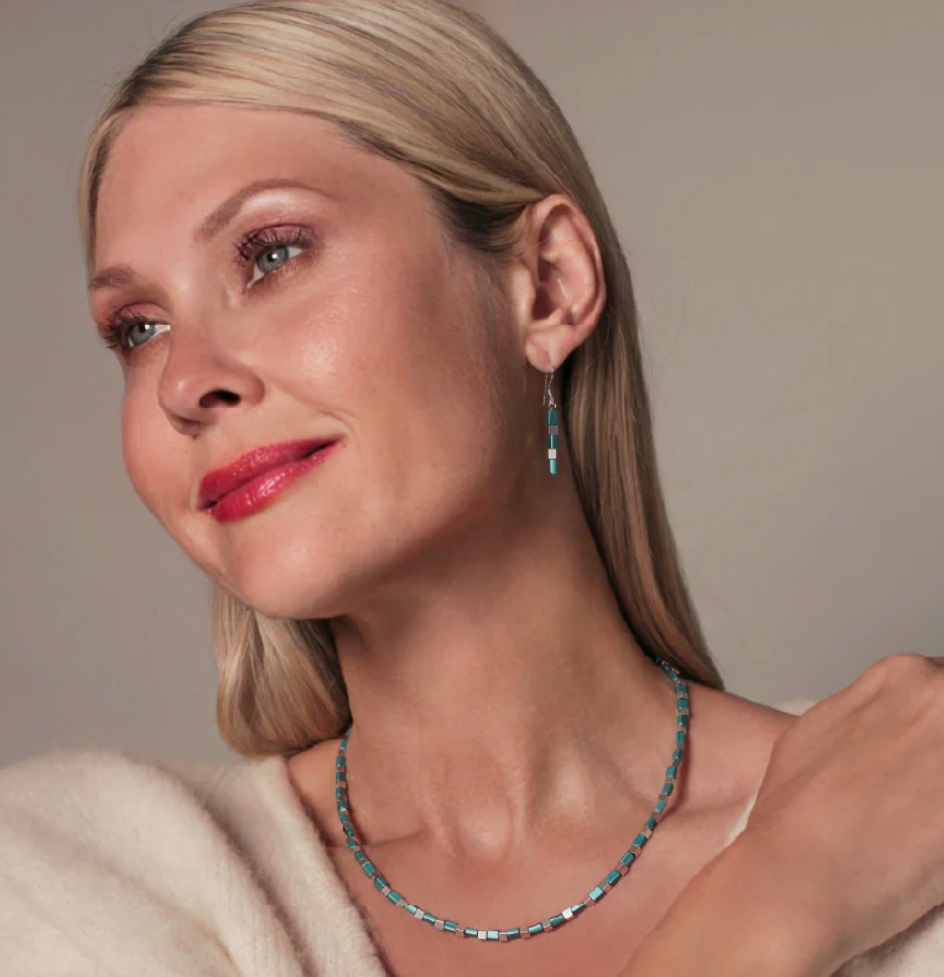 Carrie Elspeth Turquoise Gleam Beaded Full Necklace - Turquoise/Silver