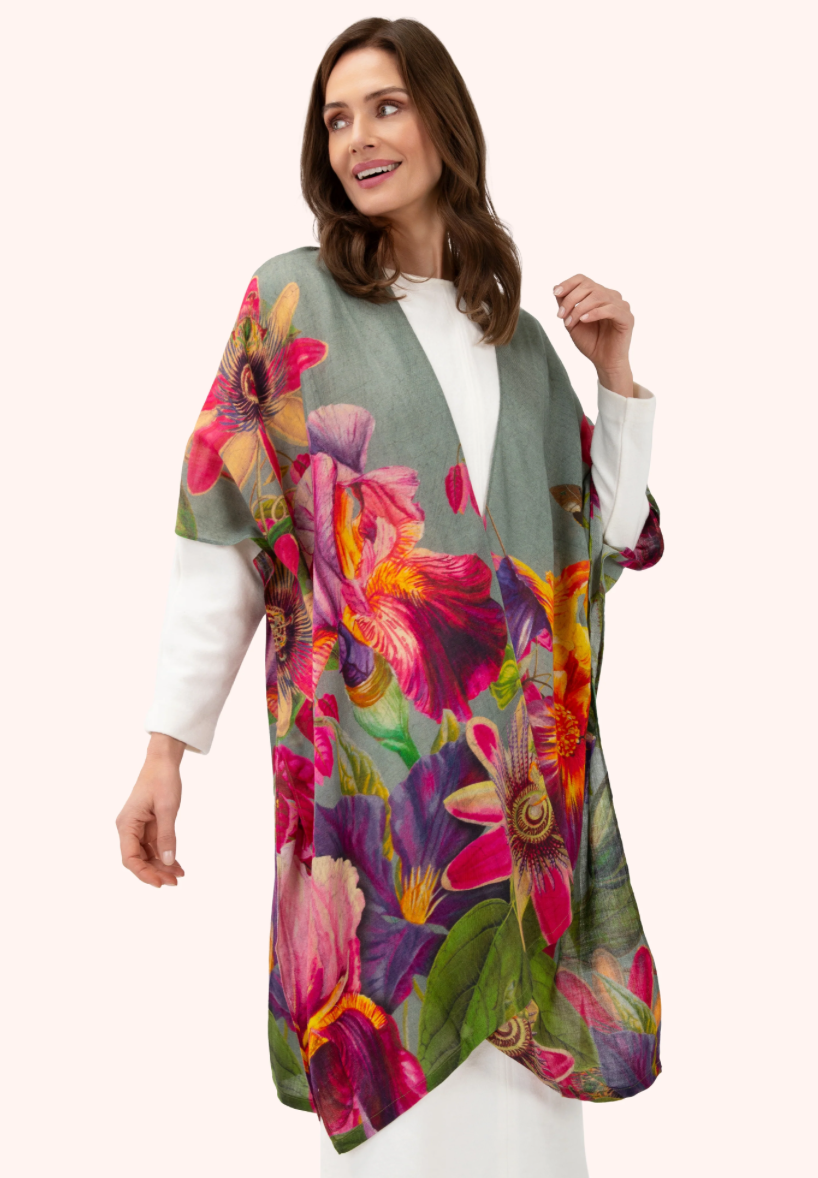 Powder Wool Wraparound - Winter Iris - Ice