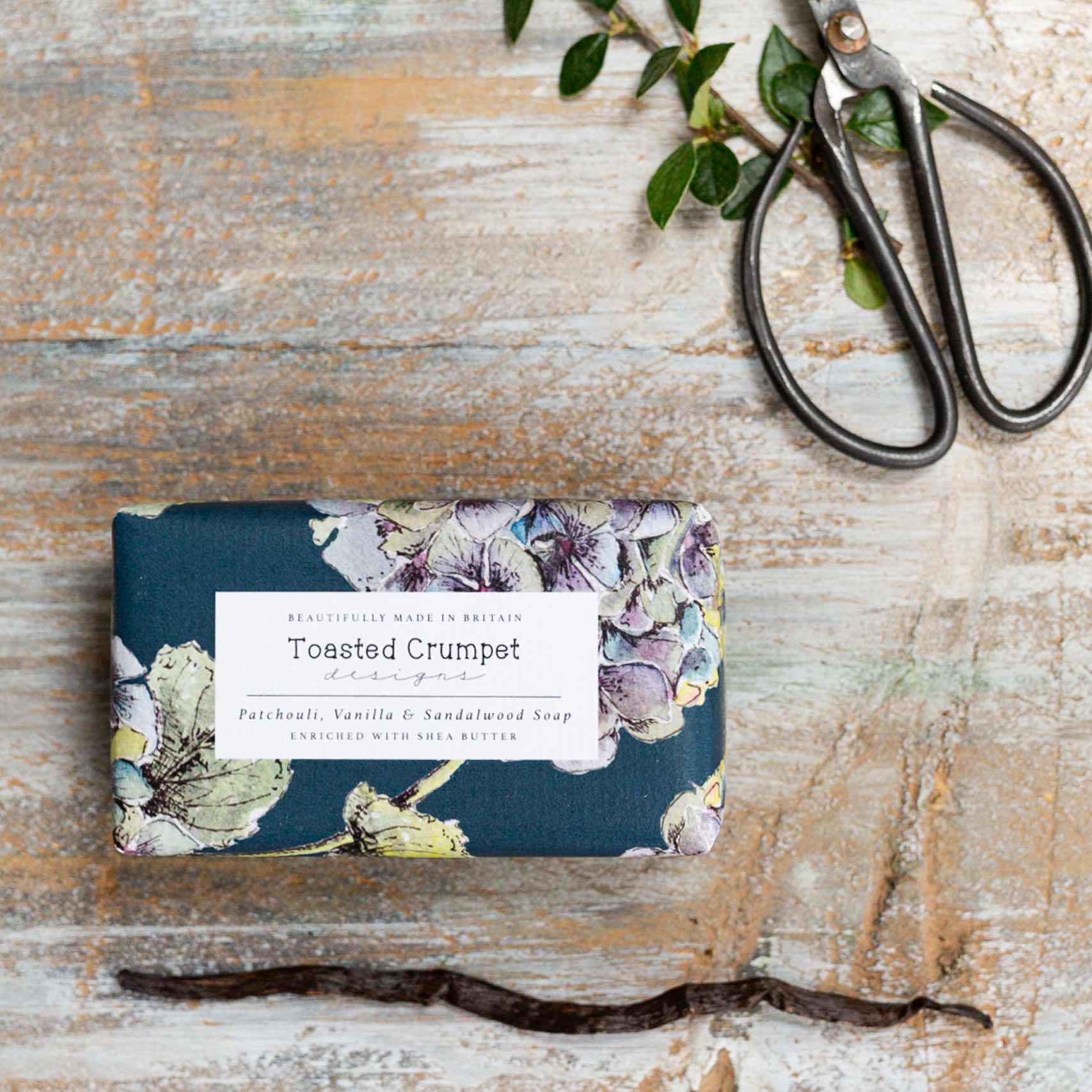 Toasted Crumpet - Patchouli, Vanilla & Sandalwood 190g Soap Bar