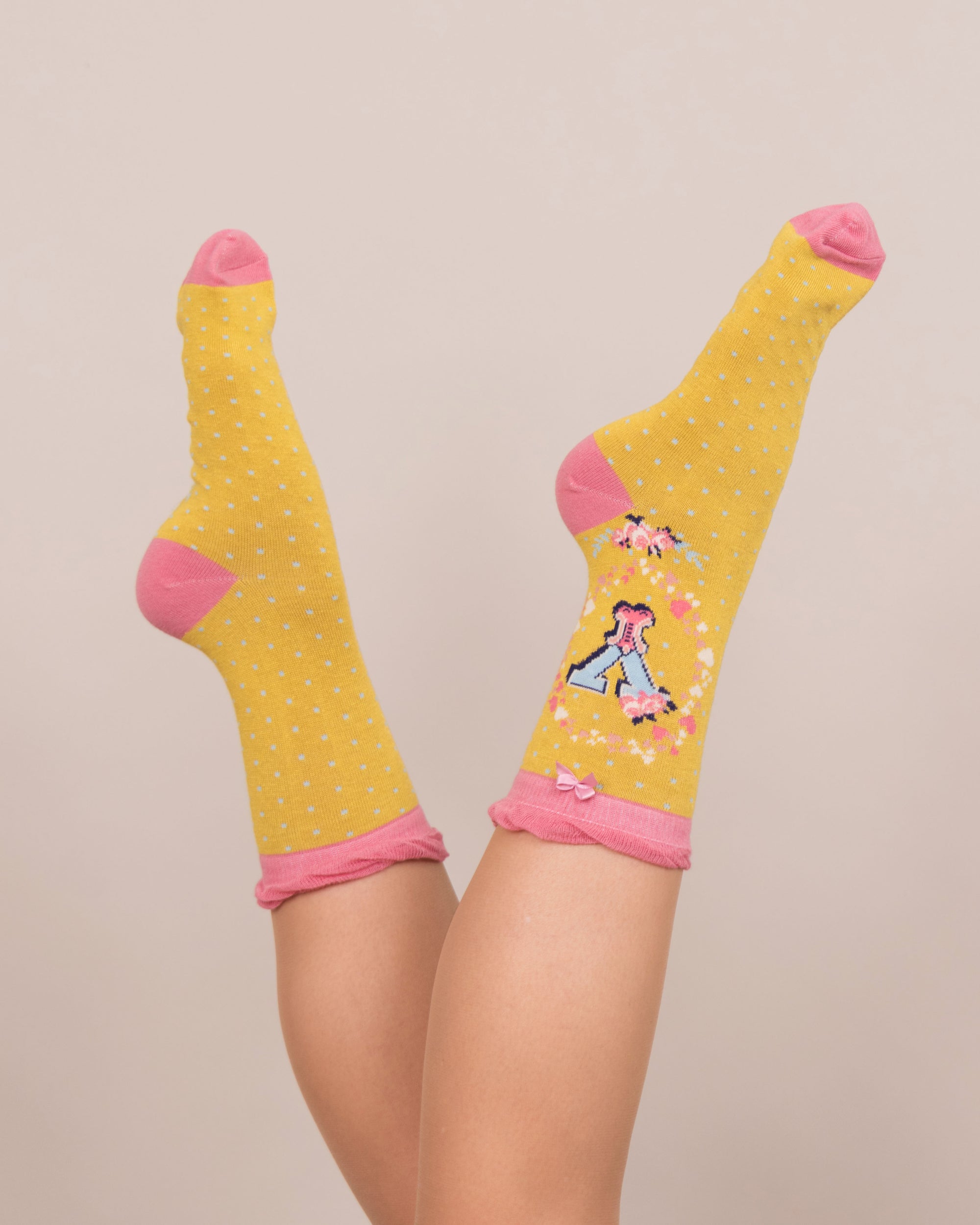 Powder Alphabet Socks - Letter Y