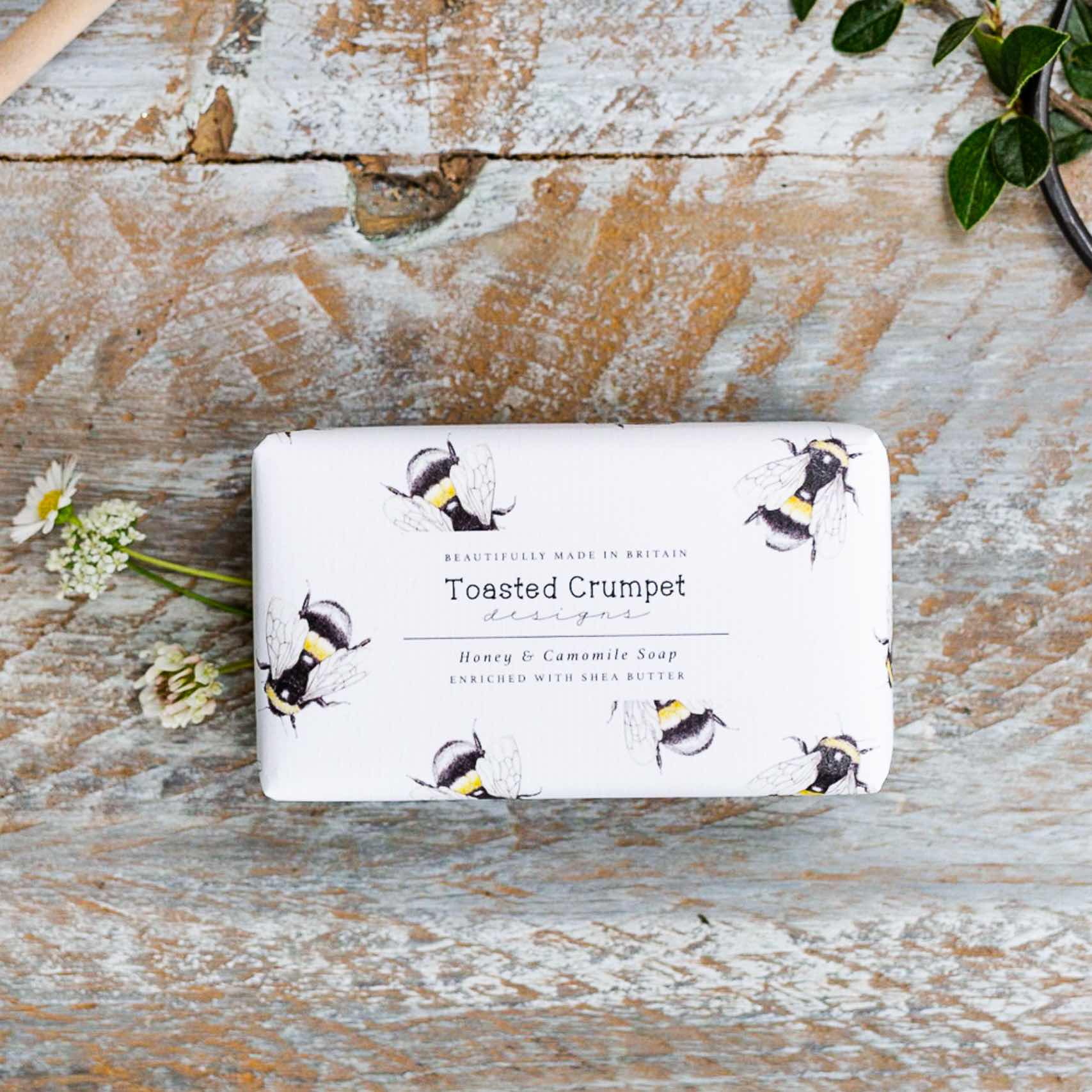 Toasted Crumpet - Honey & Camomile Bee 190g Soap Bar