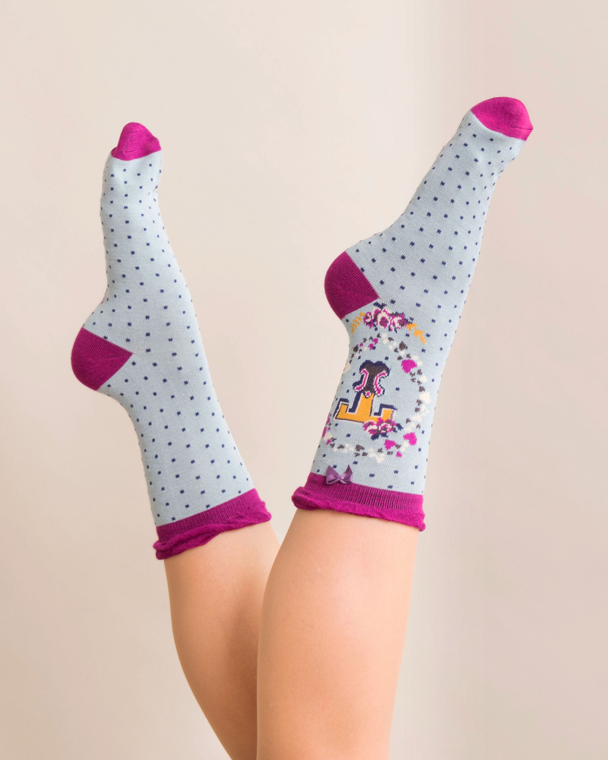 Powder Alphabet Socks - Letter T