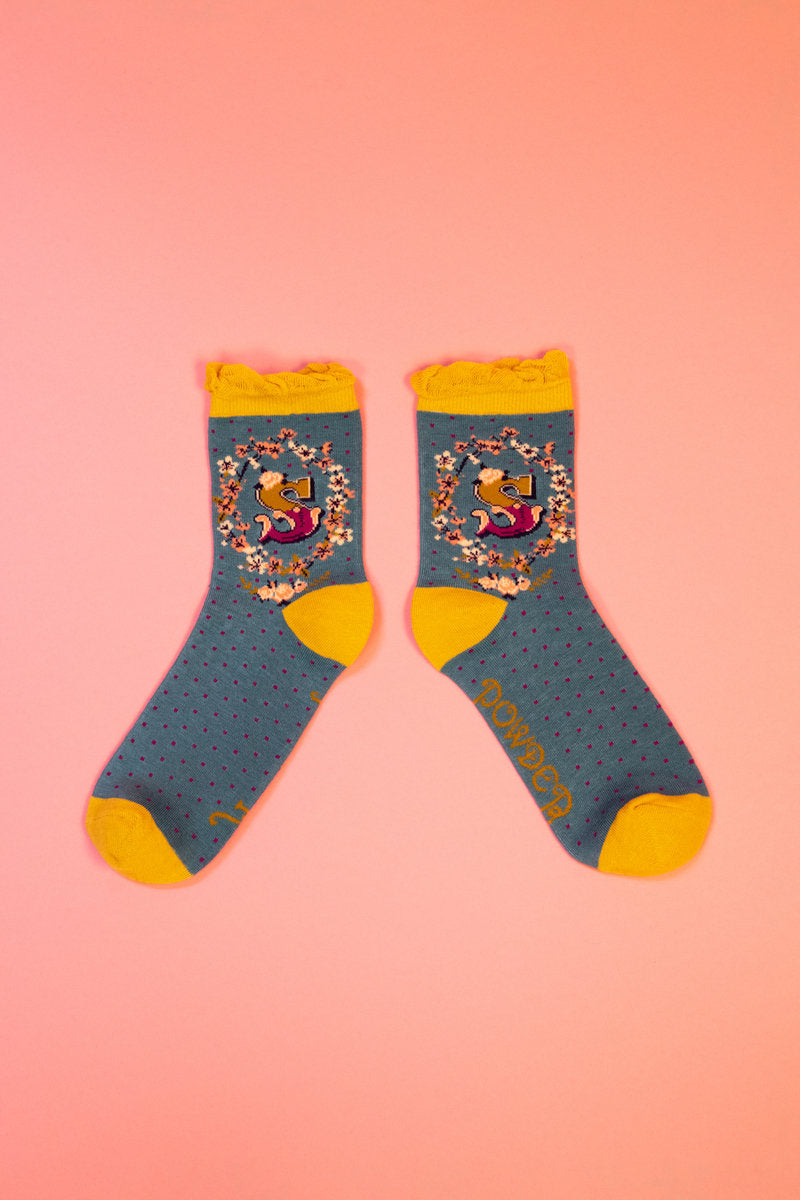 Powder Alphabet Socks - Letter S