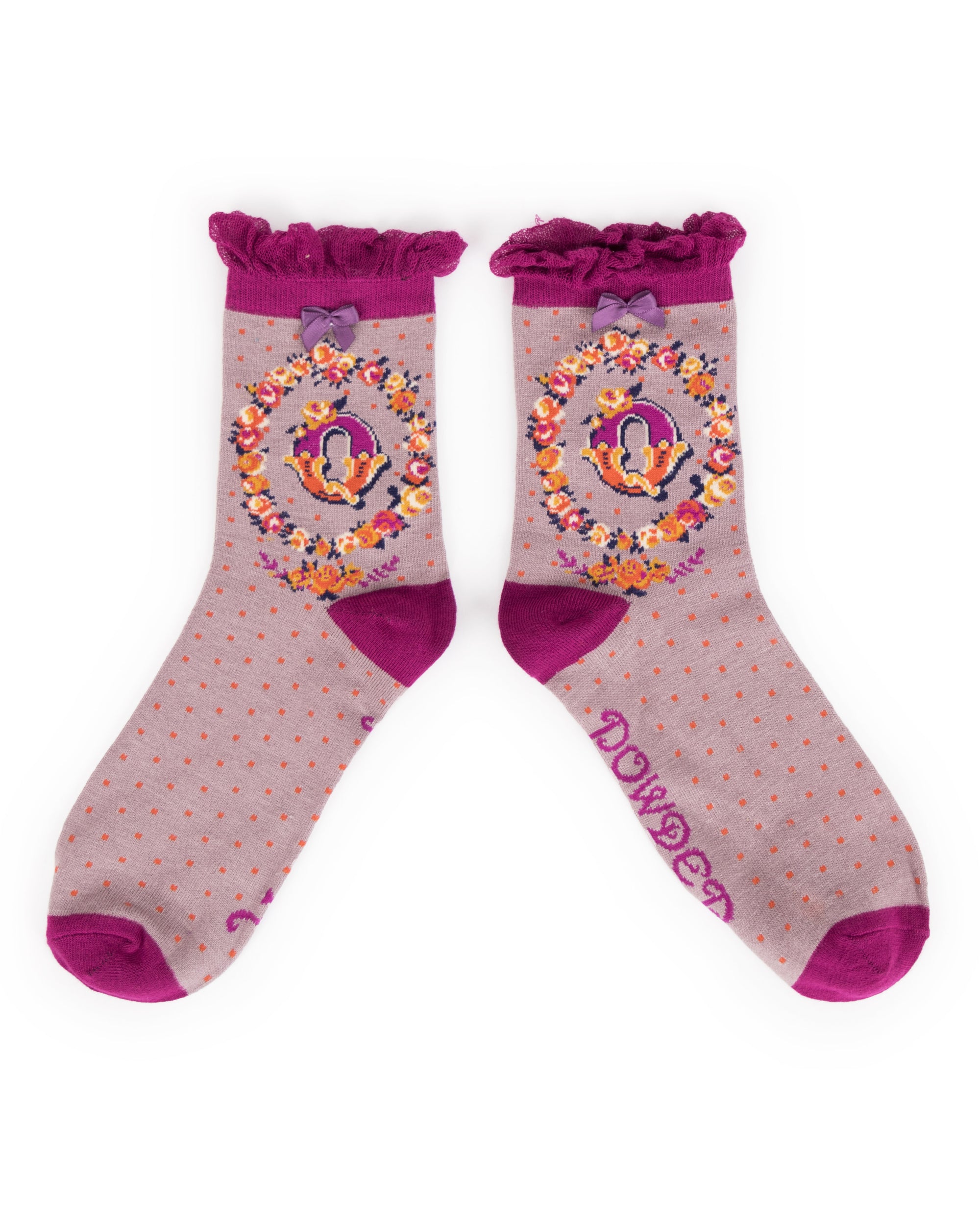 Powder Alphabet Socks - Letter Q