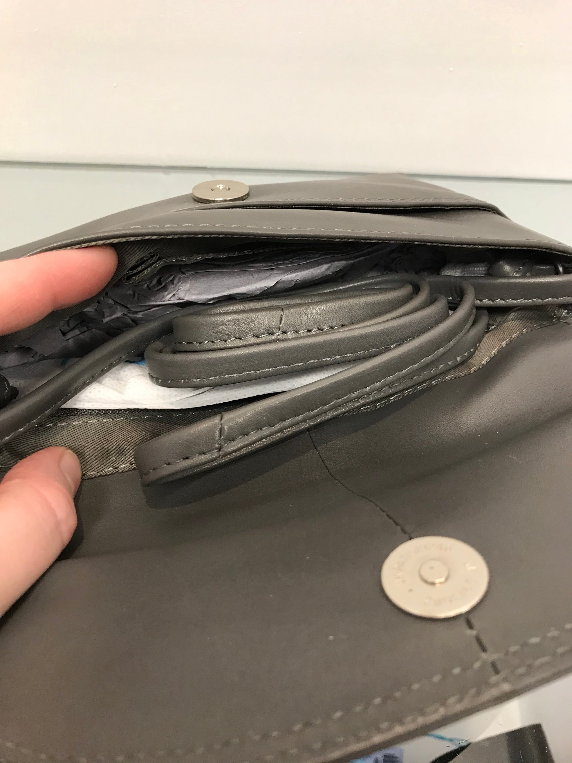 Nova Leathers Rounded Flap Over Clutch/Crossbody Handbag - Grey (0592E)