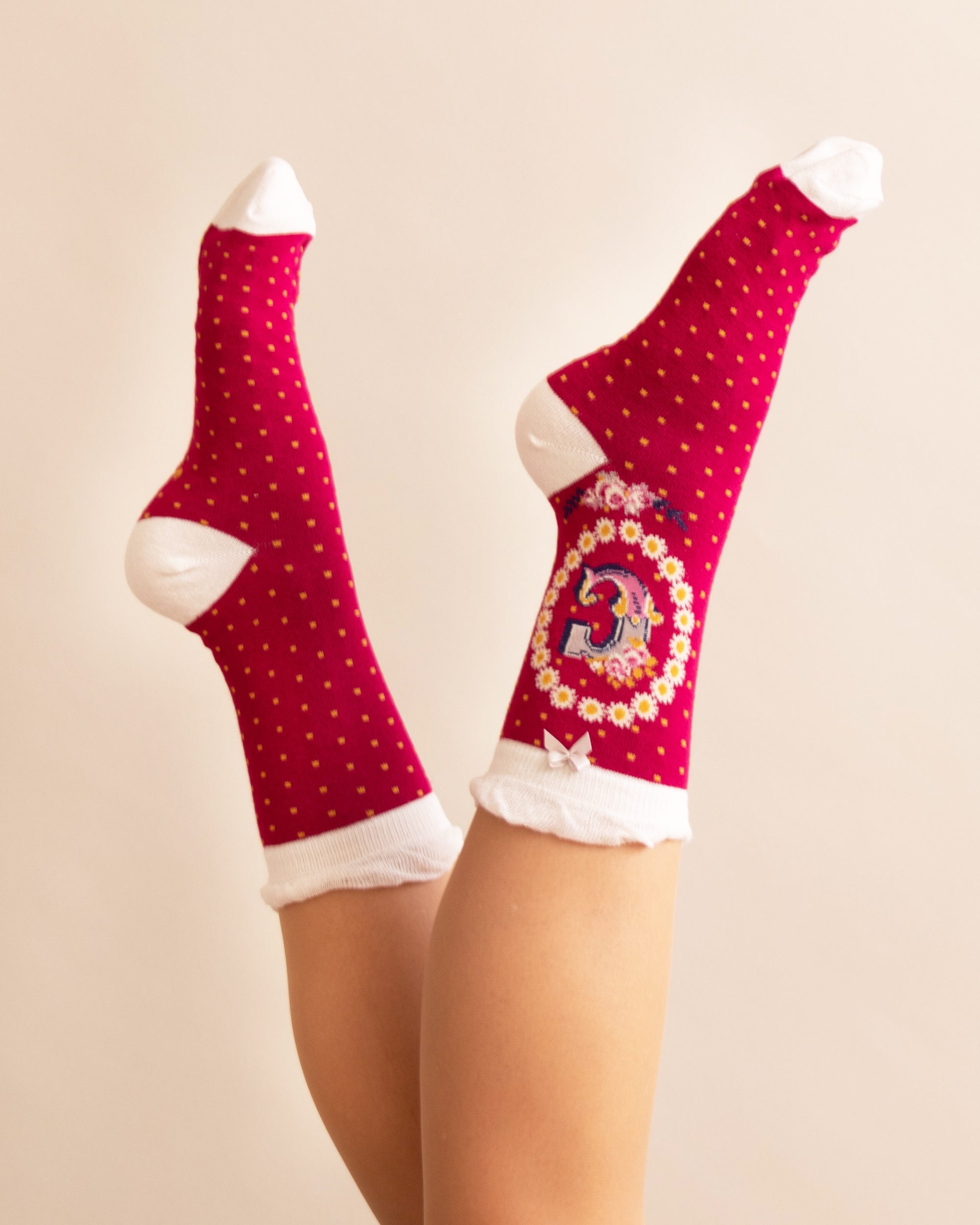 Powder Alphabet Socks - Letter C