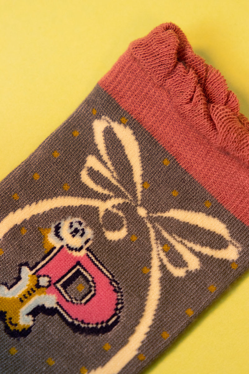 Powder Alphabet Socks - Letter P