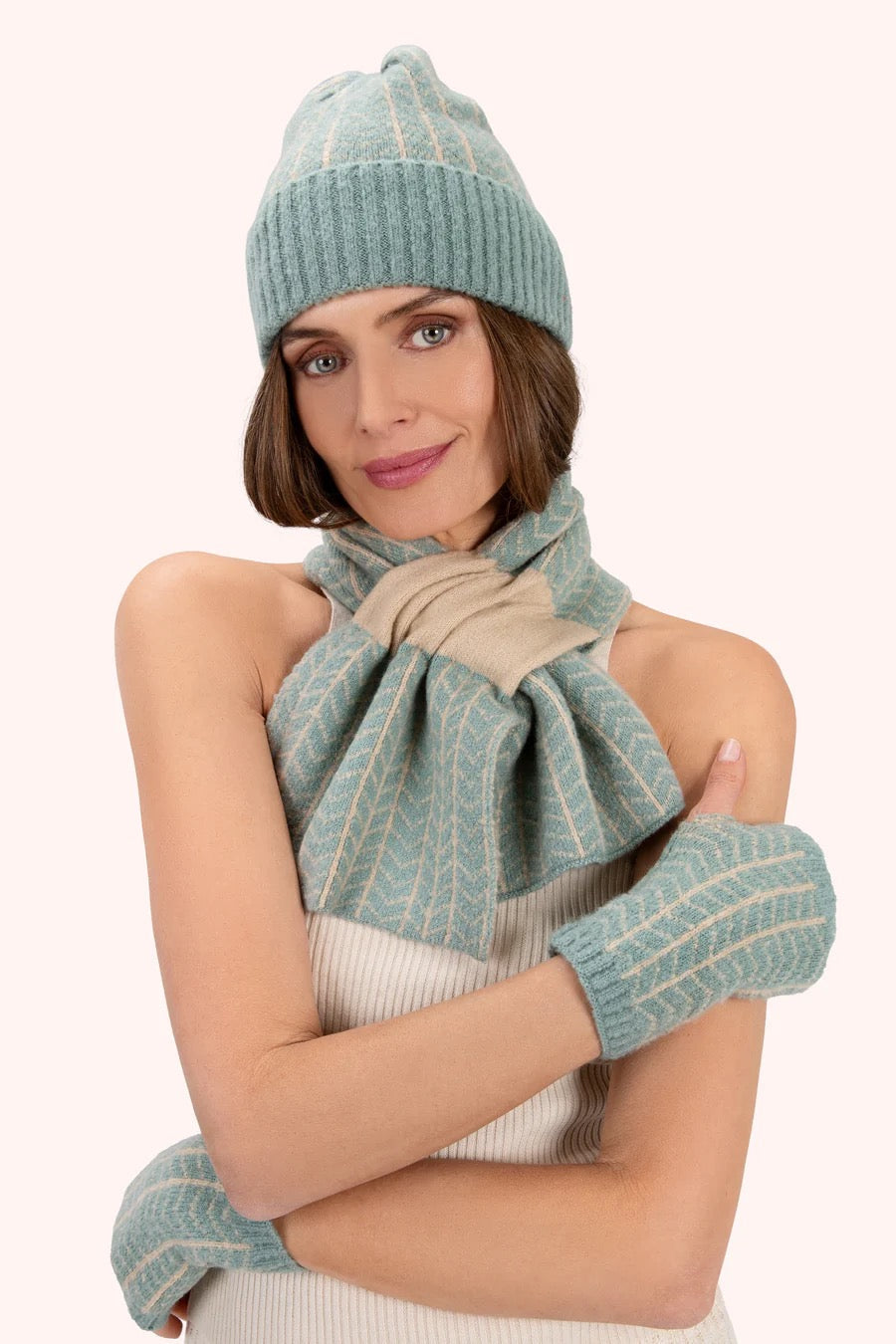 SWATCH - Powder Niamh Pull Through Scarf Wool Zig Zag - (AUTOGENERATED)