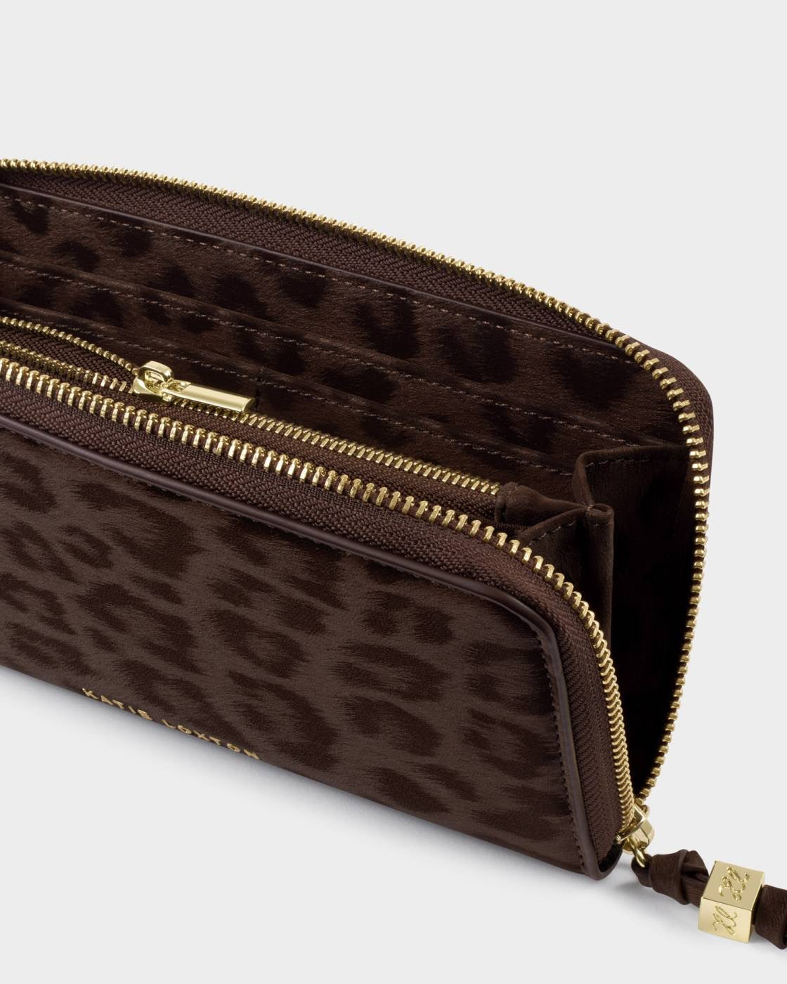 Katie Loxton - Large Zip Round Purse - Chocolate Leopard Print