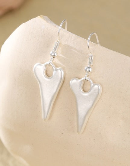 Gracee Jewellery - Matt Silver Long Hearts - Drop Earrings