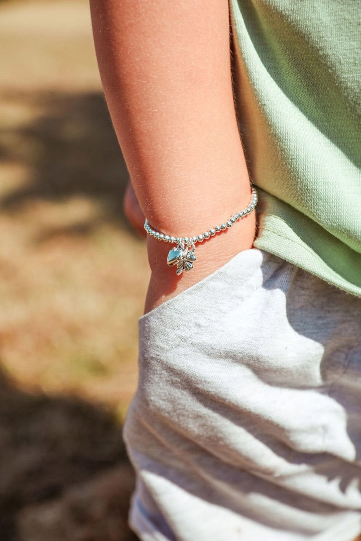 Letterbox Love -Dream Big - Heart &amp; Flower - CHILDREN'S - Silver Plated Stretch Bracelet