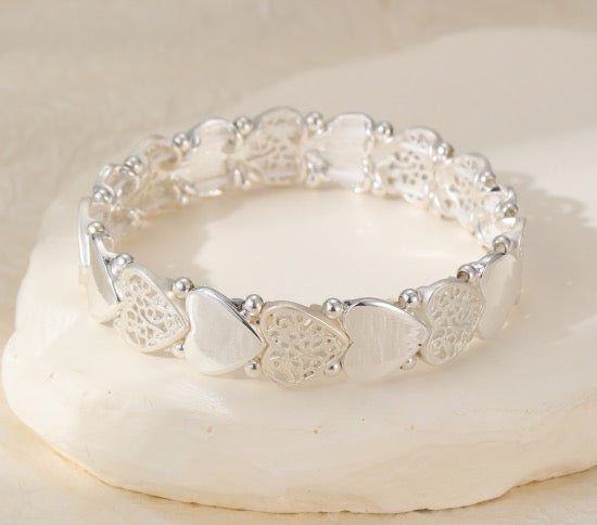 Gracee Jewellery - Decorative Silver Hearts Stretch Bracelet