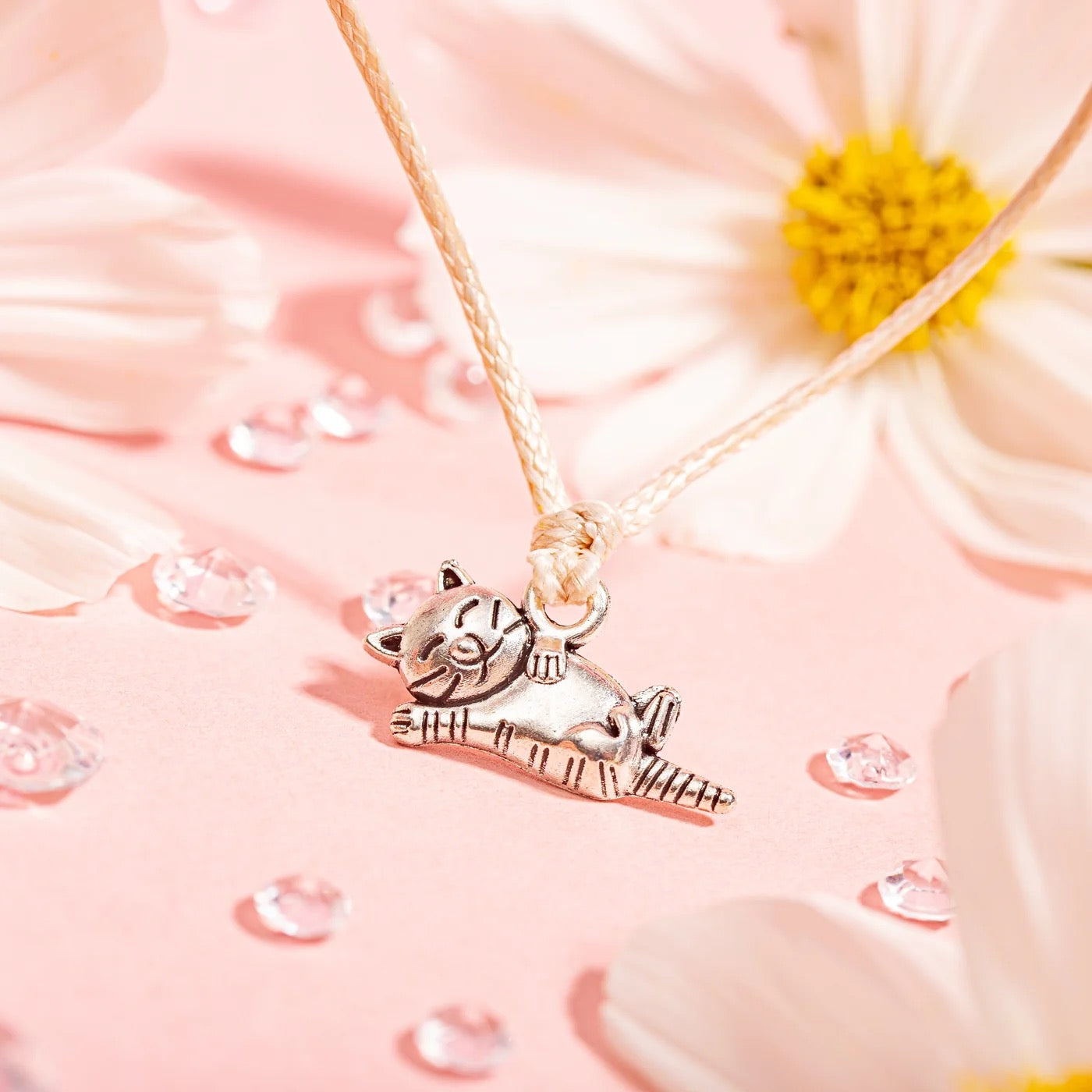 Letterbox Love - Cat Mum - Cat Charm Beige Cord Bracelet