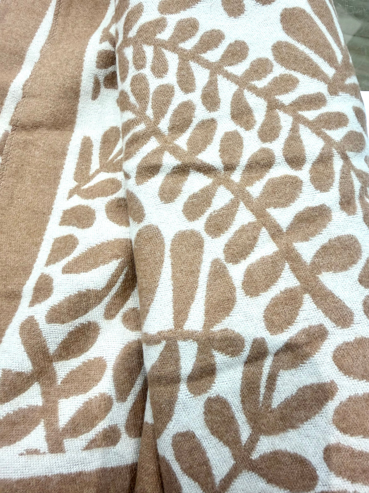 POM - Lisa - Camel/Ecru Mix Fern Silhouette Print - Reversible Cosy Jacquard Scarf